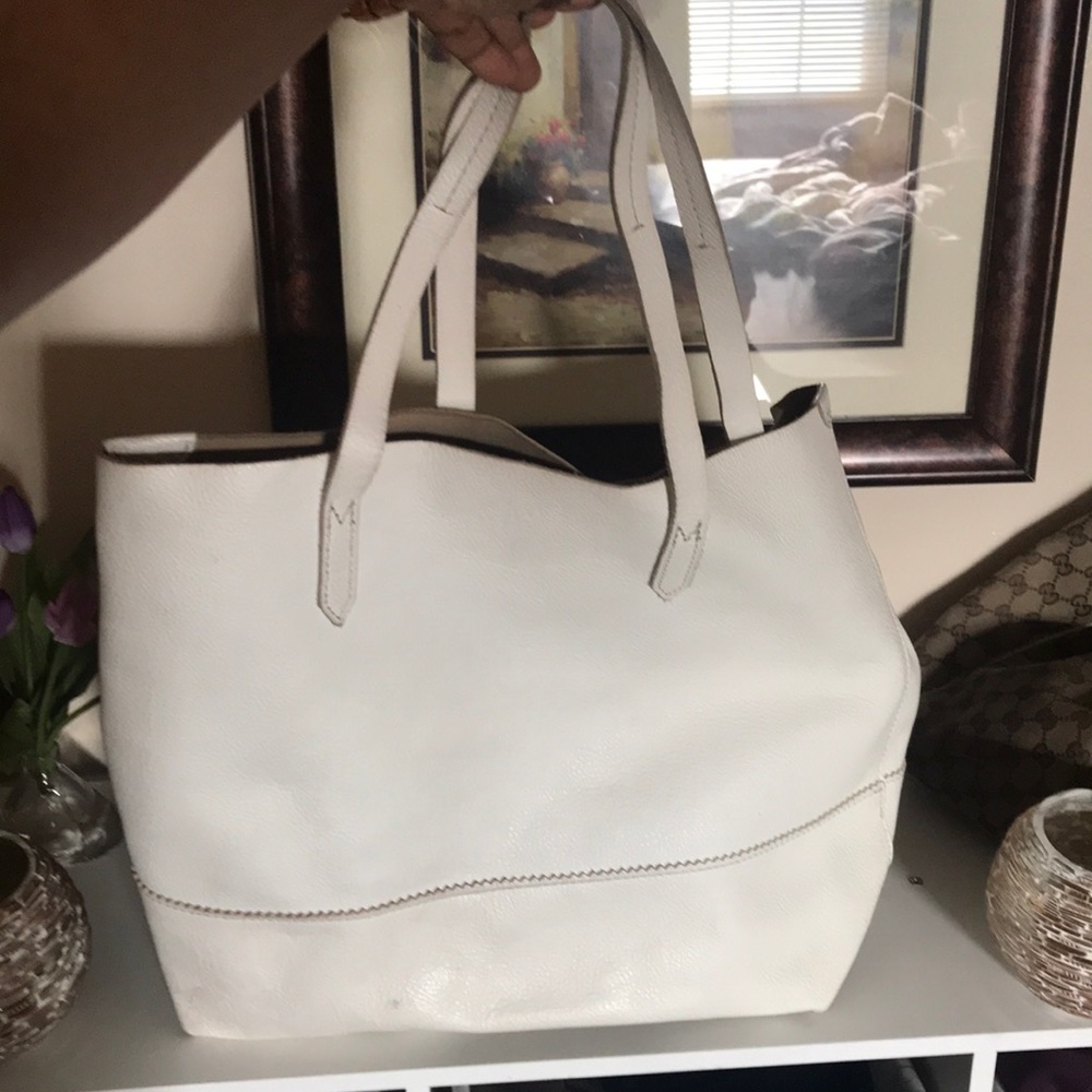Pre-loved J. Crew White leather tote.